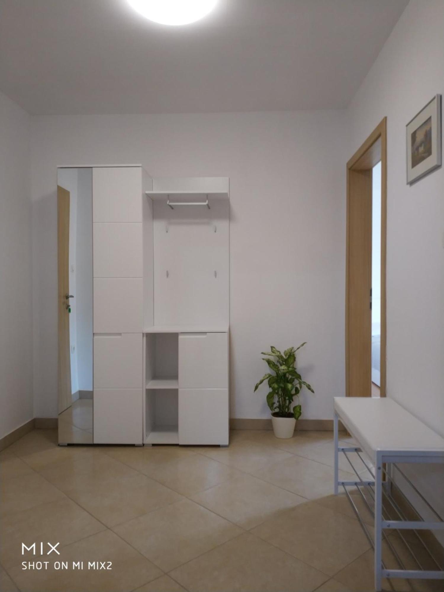 Apartmán Sweet Lapat By El-Pi Tours Porat  Exteriér fotografie